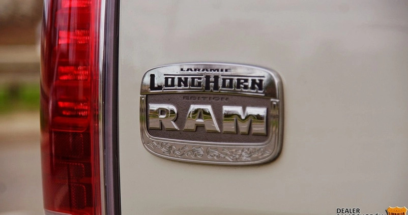 Dodge RAM cena 156210 przebieg: 189000, rok produkcji 2017 z Gdynia małe 781